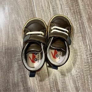 Toddler shoes